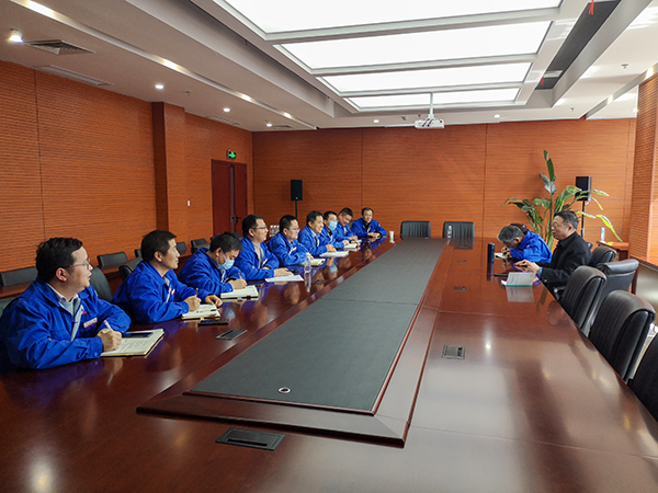 3月14日，渭河彬州化工公司質(zhì)量、環(huán)境、職業(yè)健康安全管理體系認證工作會順利召開。(副圖）.jpg