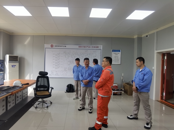 9月13日，公司機組透平電驅(qū)改造項目小區(qū)赴國家管網(wǎng)集團(tuán)西氣東輸公司甘陜輸氣分公司高陵作業(yè)區(qū)進(jìn)行對標(biāo)交流.jpg
