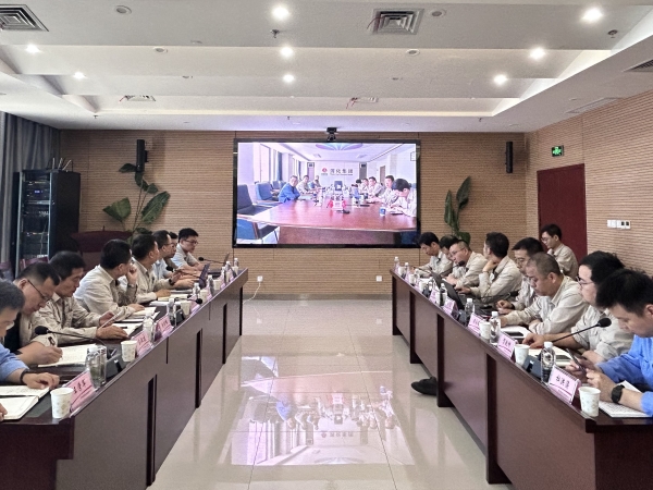 2025年6月11日上午，公司召開聚甲醛項(xiàng)目可行性研究報(bào)告內(nèi)審會(huì)-1.jpg